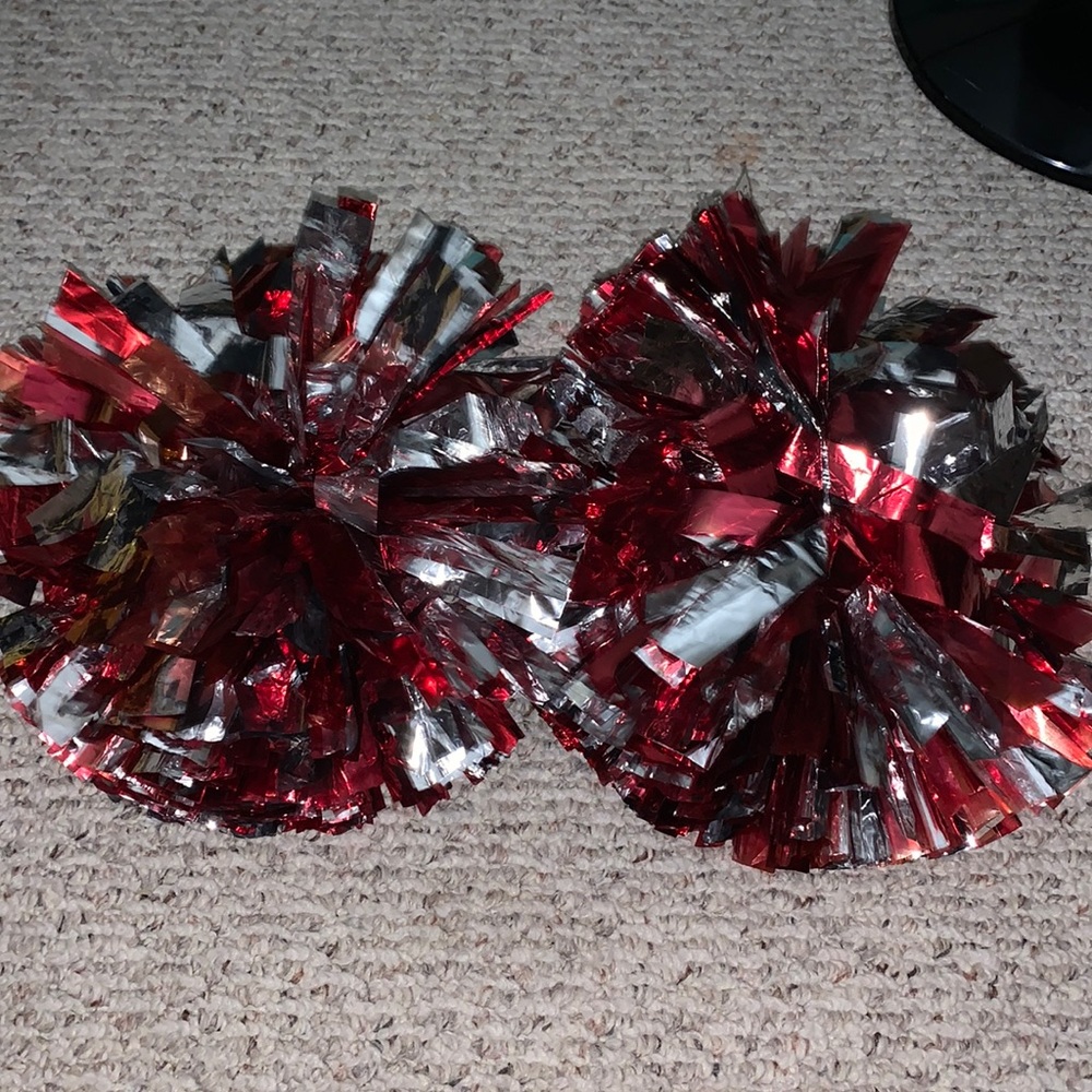 2 cheer Pom poms.